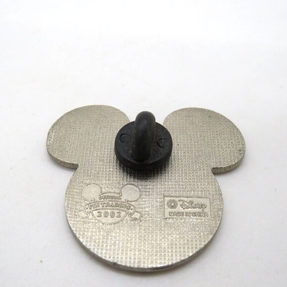 Lot 2 Disney Mickey Mouse Flag Pins United States United Kingdom Enamel - Picture 15 of 16